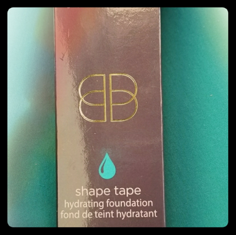Tarte Shape Tape Porcelain Hydrating Foundation